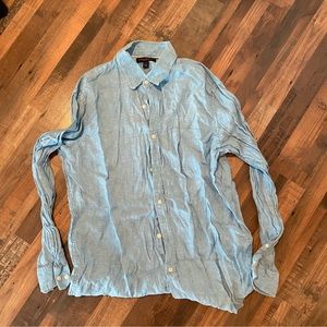 Banana Republic men’s linen shirt